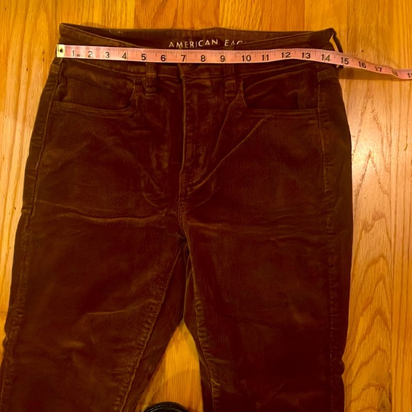 AE High Rise Super Stretch Brown Corduroy Jeggings, Size 6 Short - Picture 4 of 7